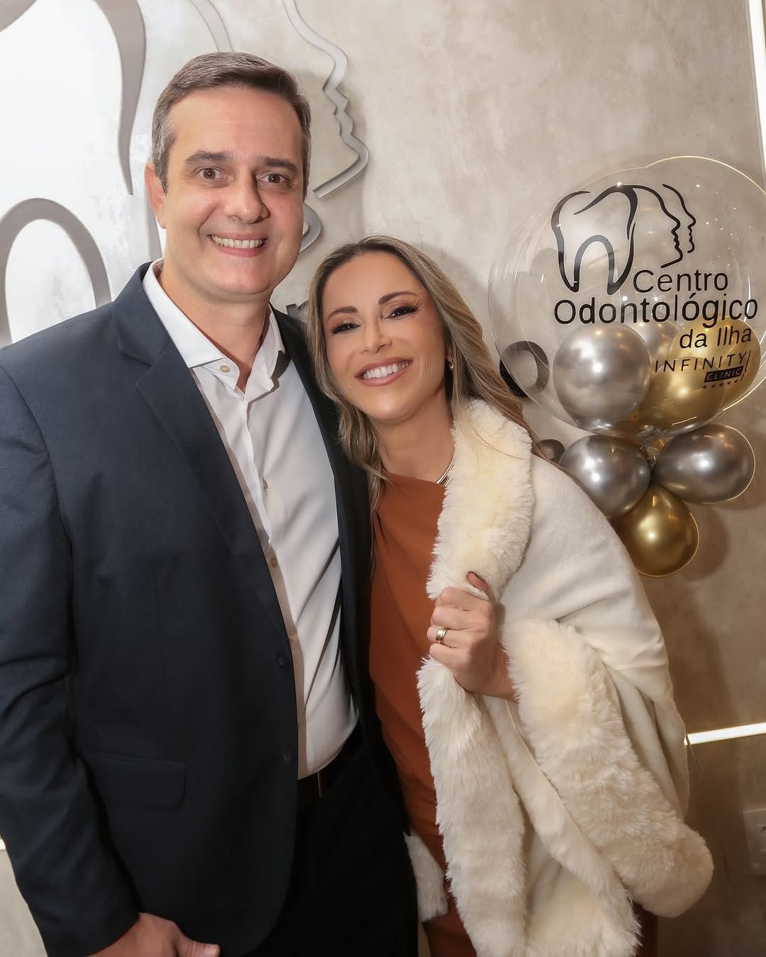 Dr. Alexandre Lopes Ferreira e Dra. Caroline Martins Ferreira